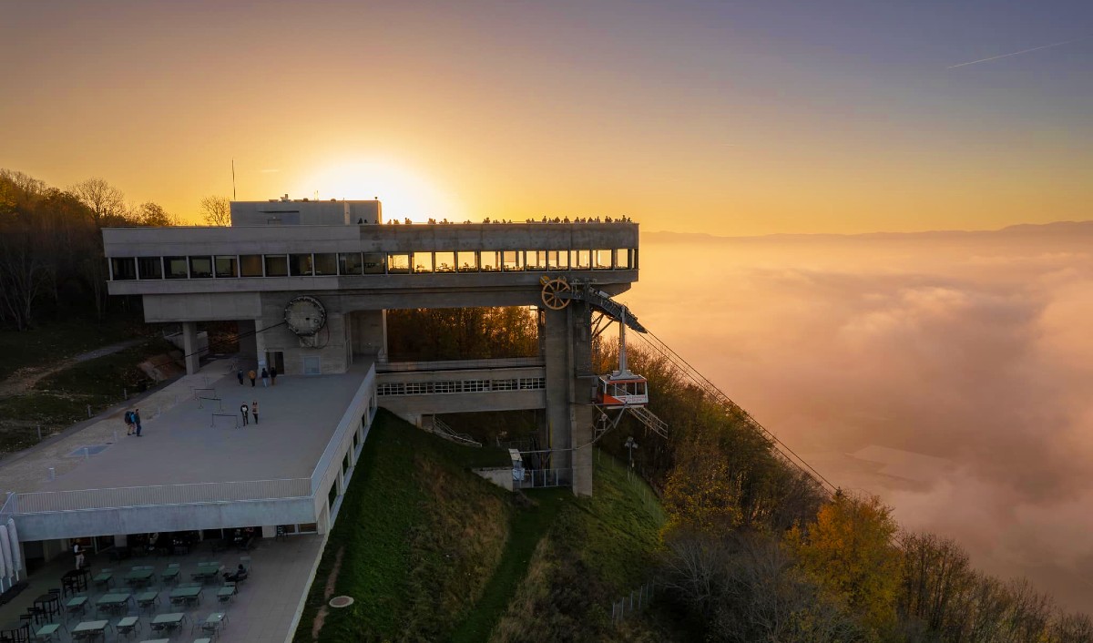 telepherique-saleve-coucher-soleil-1200